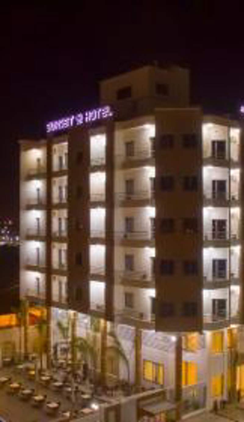 SUNSET HOTEL