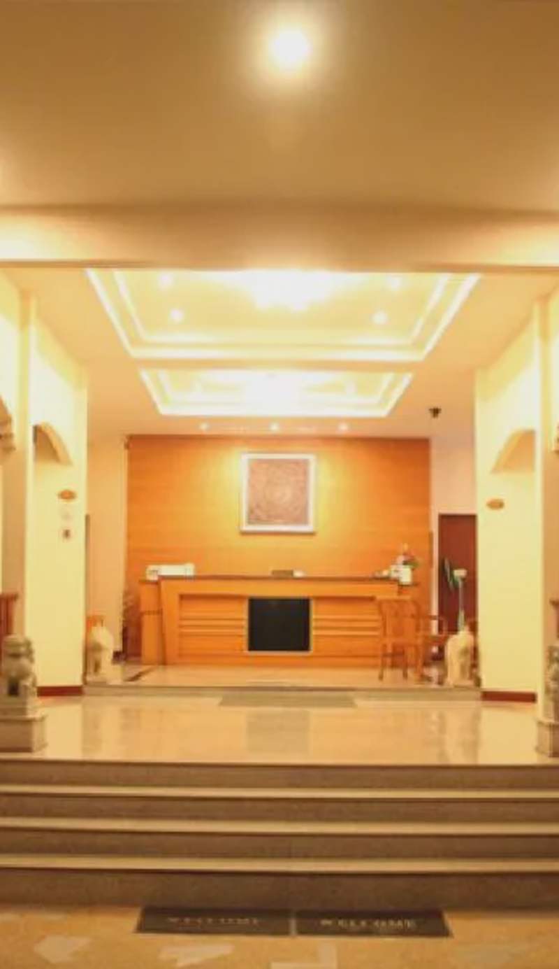 Prachuap Place Hotel