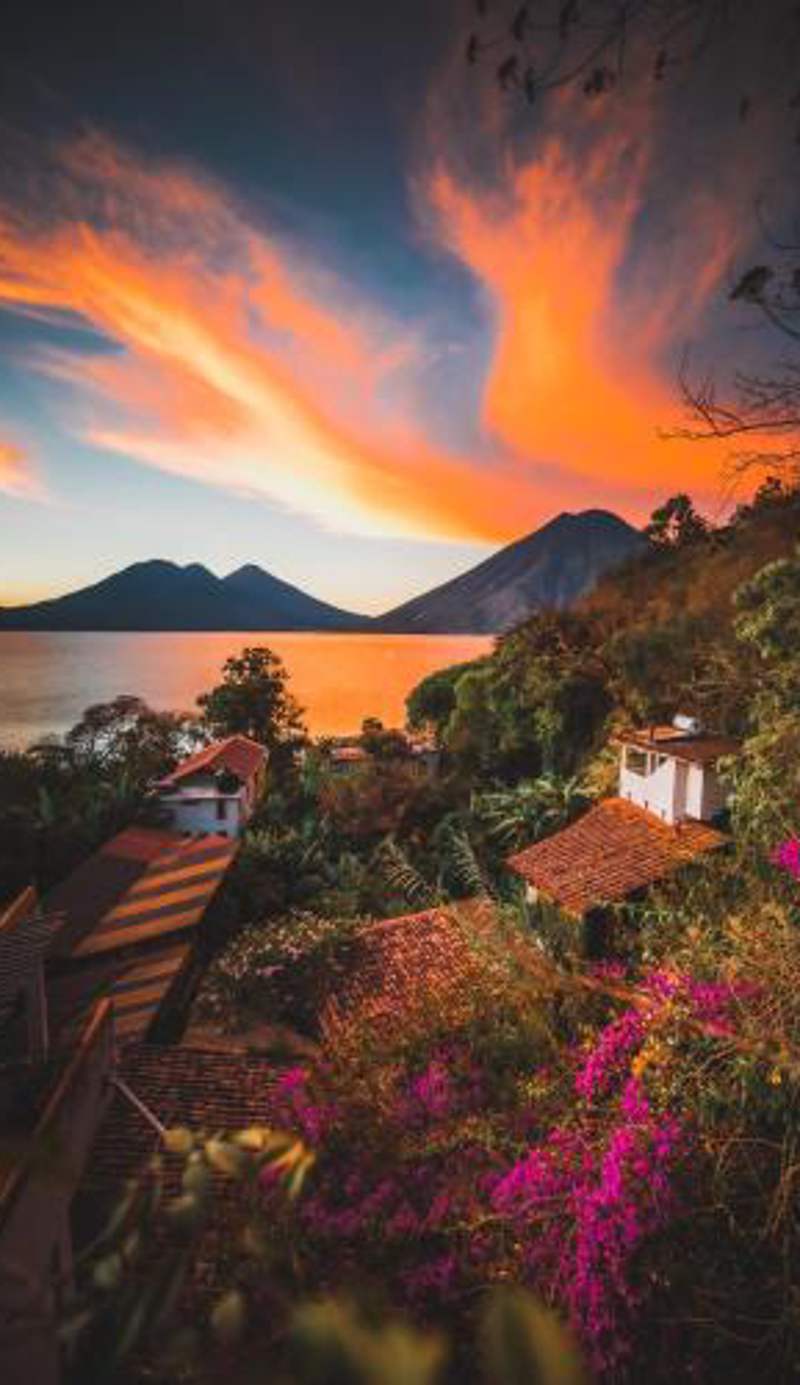 Lush Atitlán
