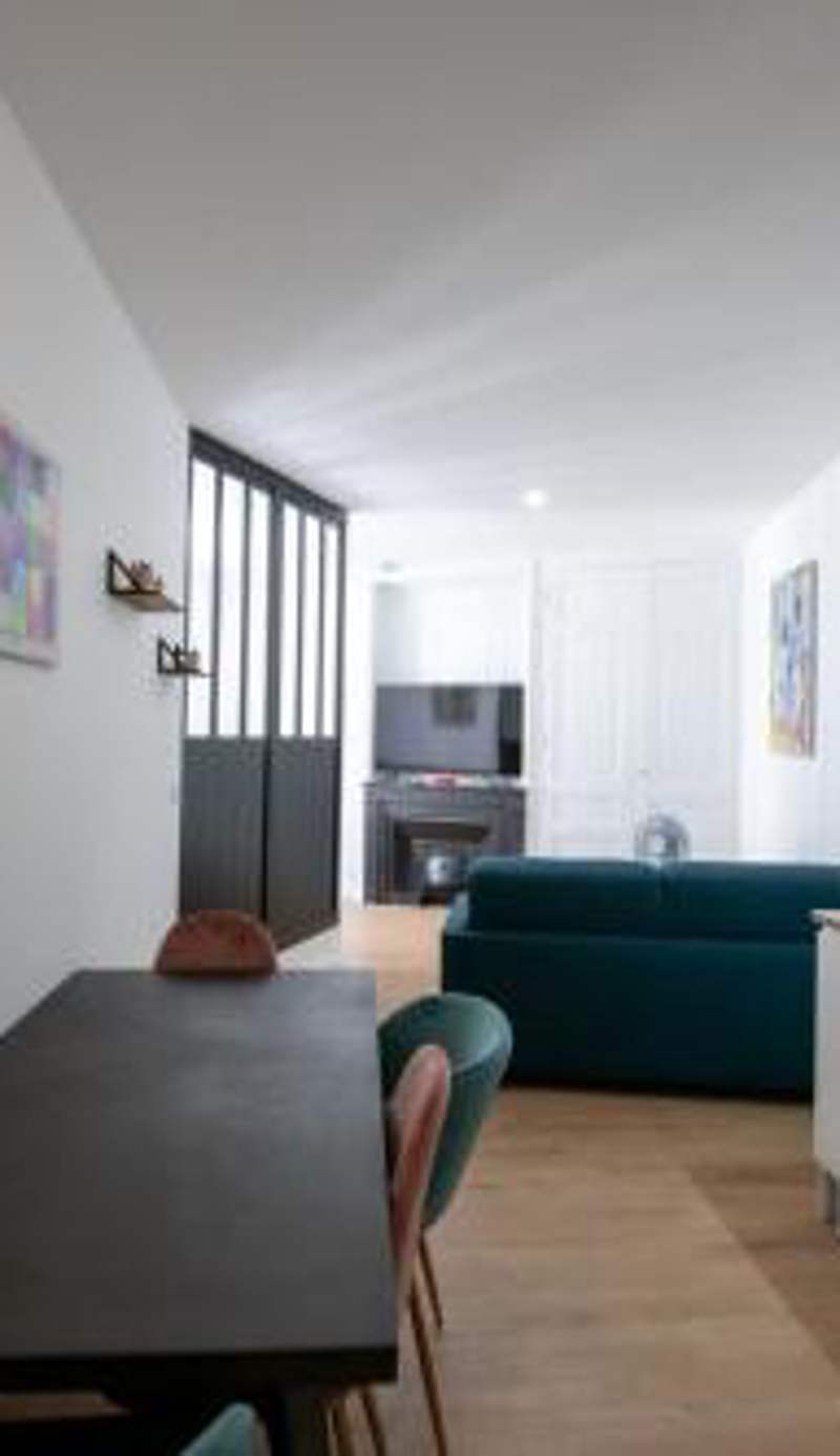 L'Arty - Très joli studio moderne place Valmy