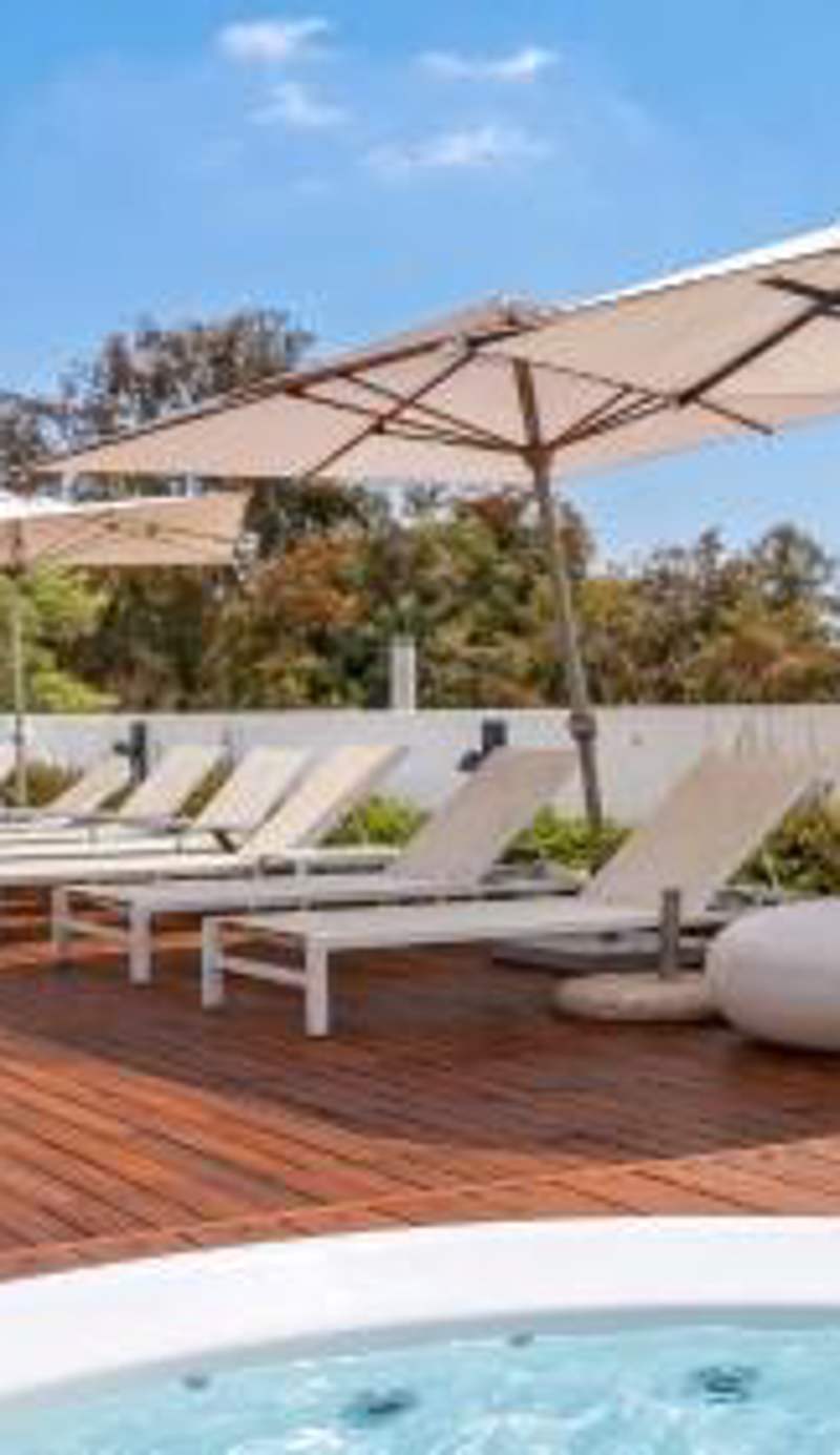 Jacob Shenkin Hotel