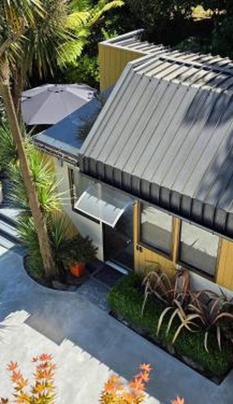 Beautiful Apartment Surrounded by Native Bush