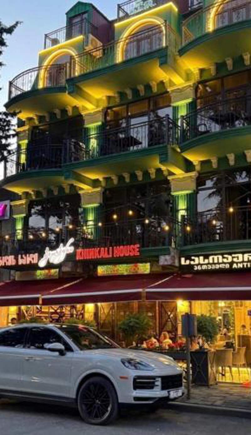 Antika Hotel