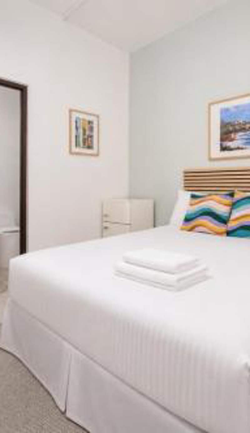 Room 11: Balcony Bliss in Creative Santurce