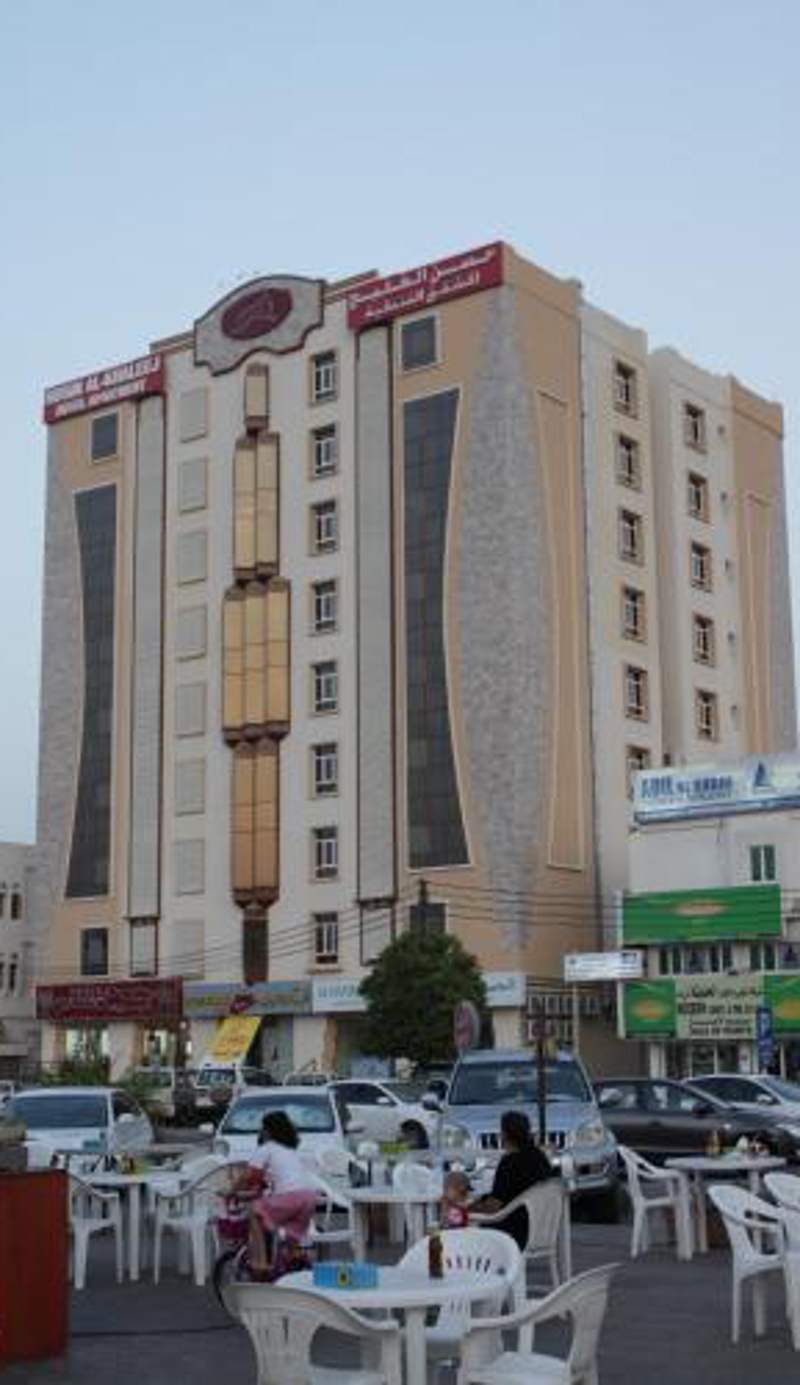 Husin Al Khaleej Hotel Apartment