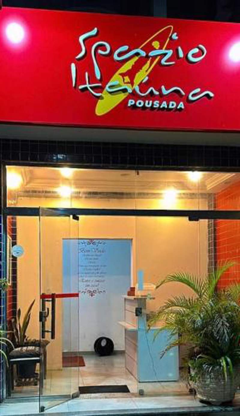 Spazio Itaúna Pousada