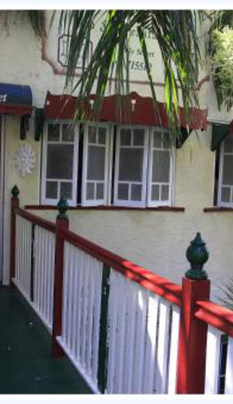 Coral Lodge Bed and Breakfast Inn