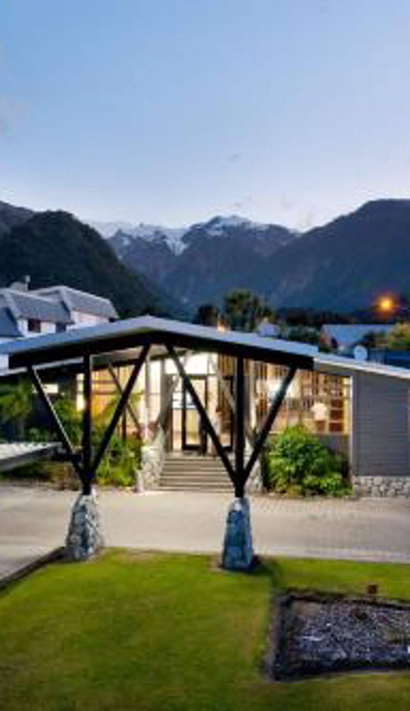 Scenic Hotel Franz Josef Glacier