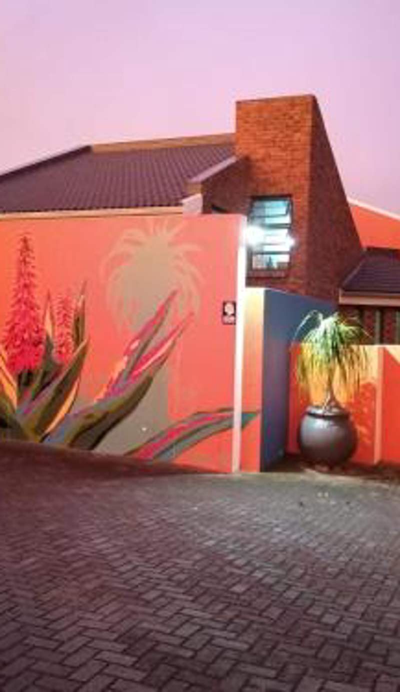 Studio 7 on Risa