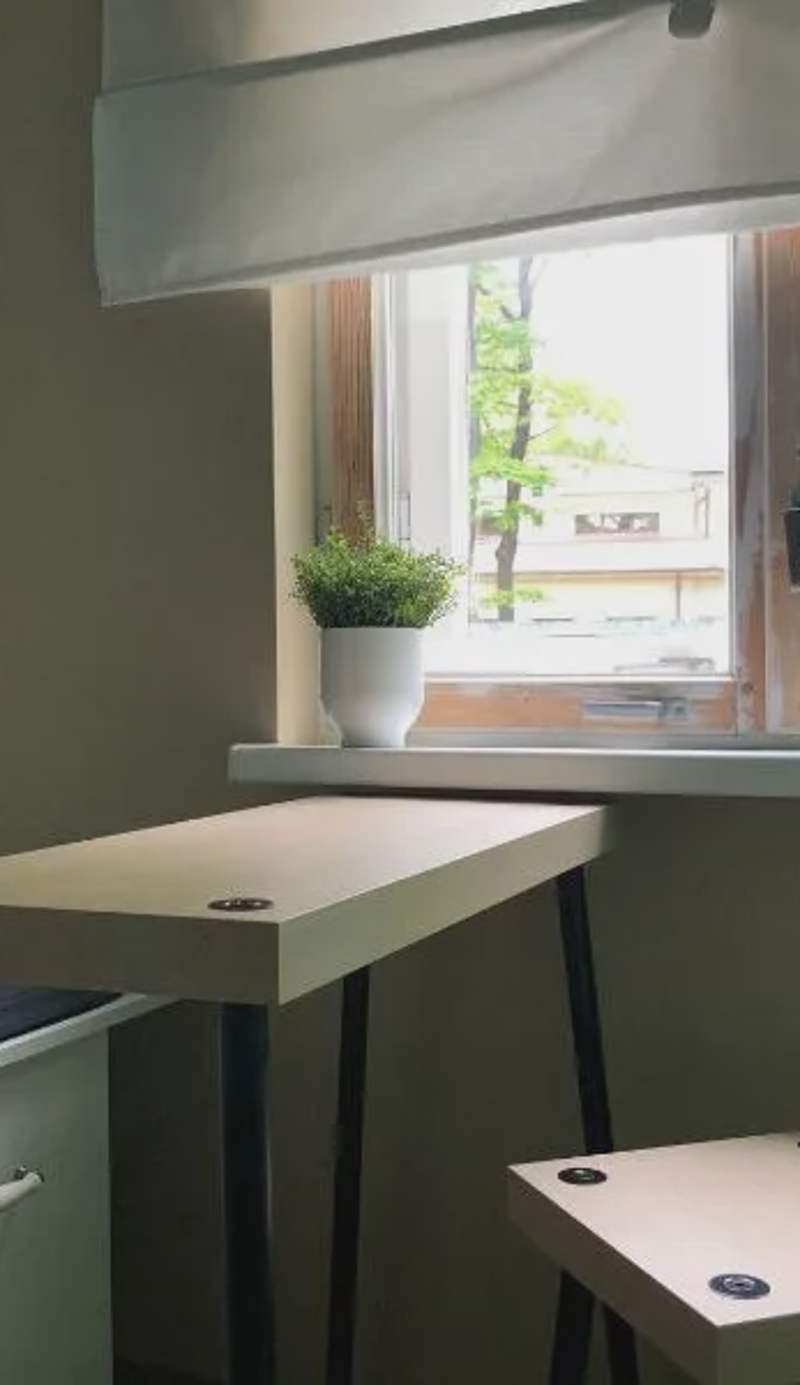 Cozy 1-bedroom apartment with free parking