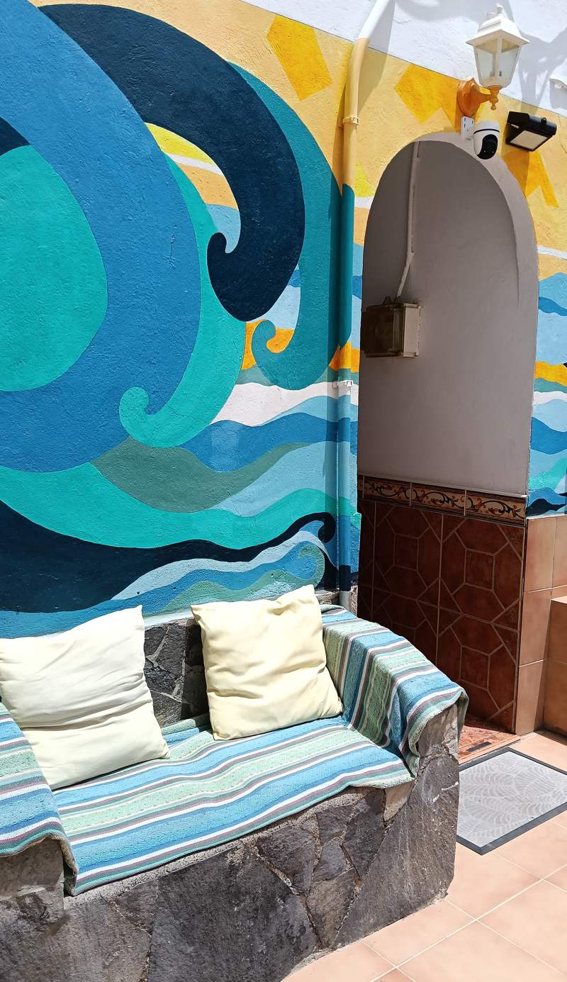 Banana Surf House