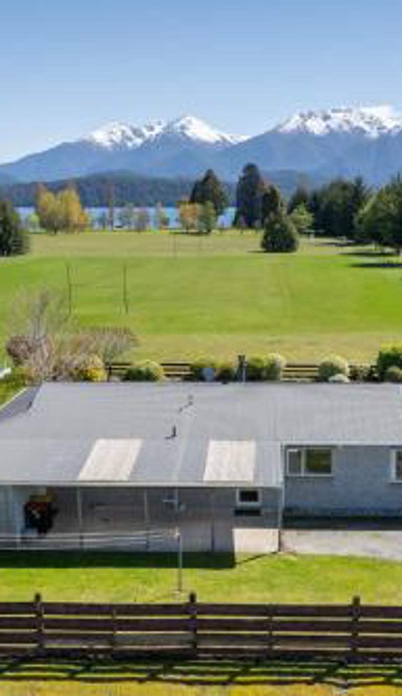 Kepler Retreat - Te Anau Holiday Home