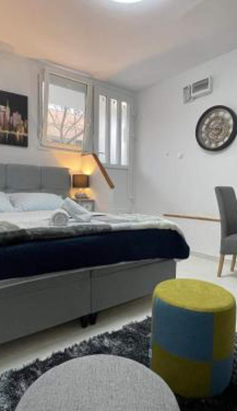 Old Town Bridge Apartment