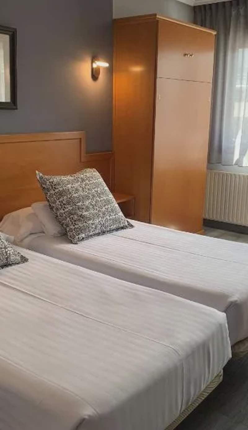 Hotel Carbayon
