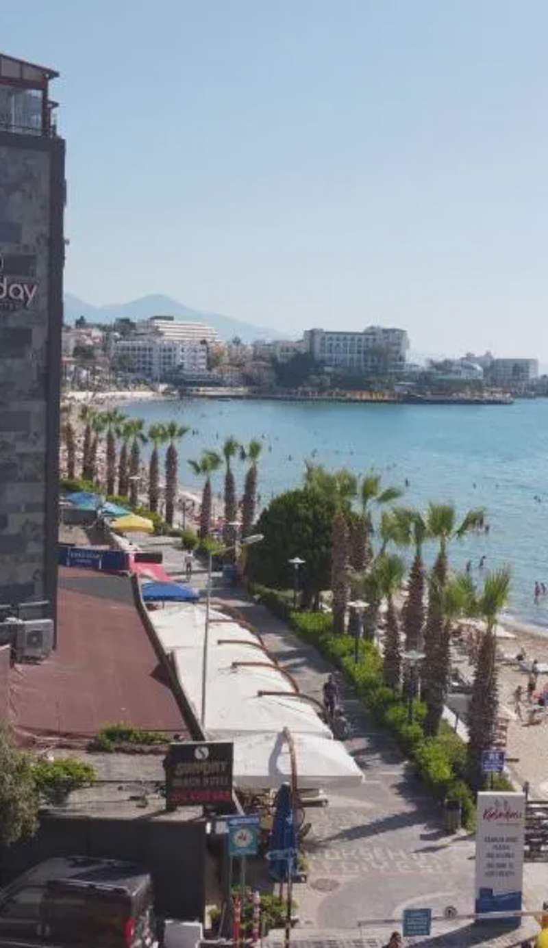 Sunday Beach Hotel