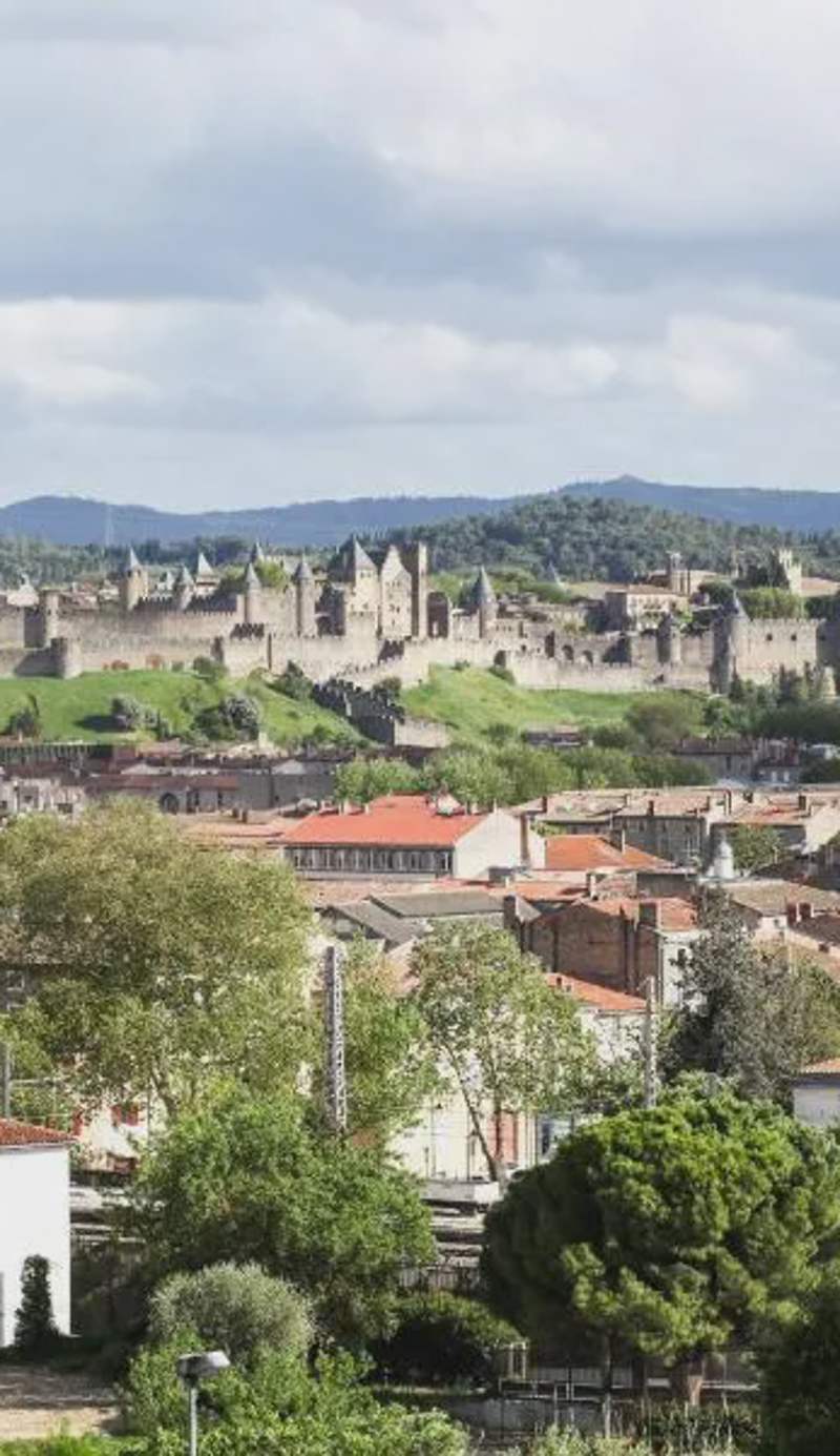 Studio avec parking vue sur la Cité de Carcassonne