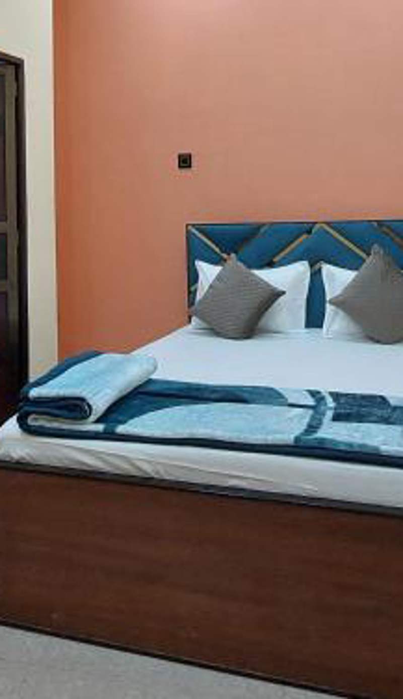 NARAYANI paying guest house