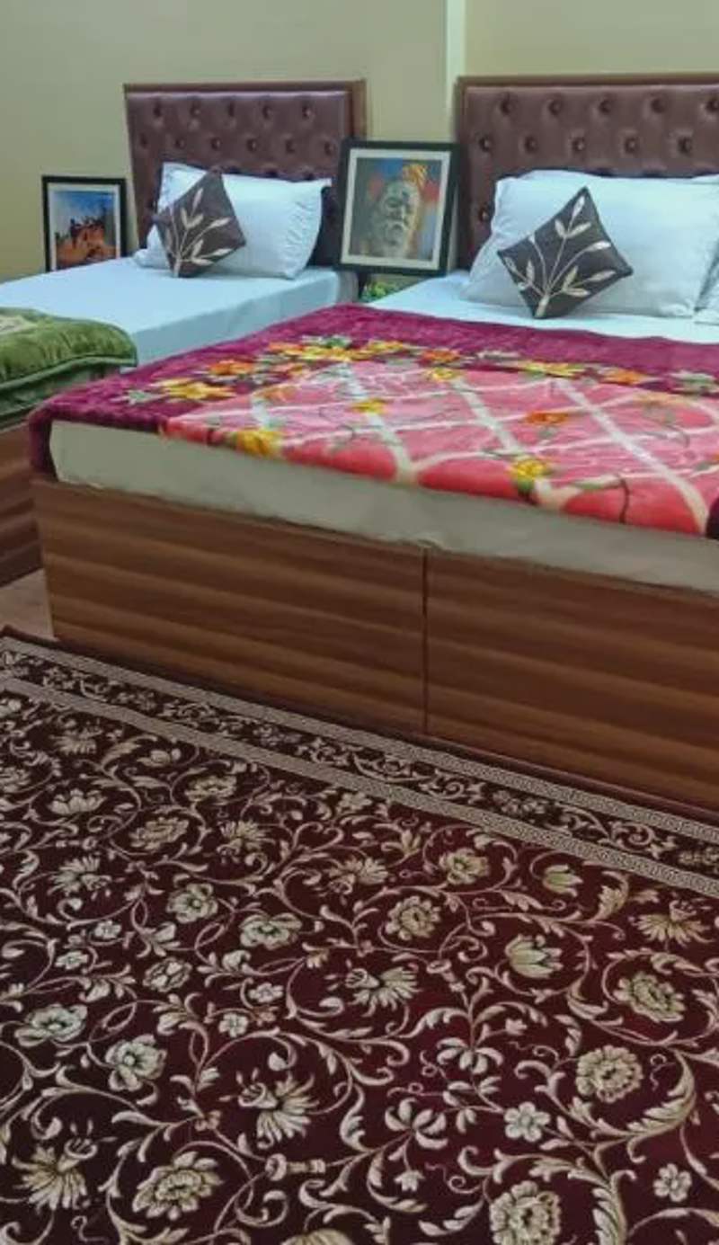 Rasna Guest house