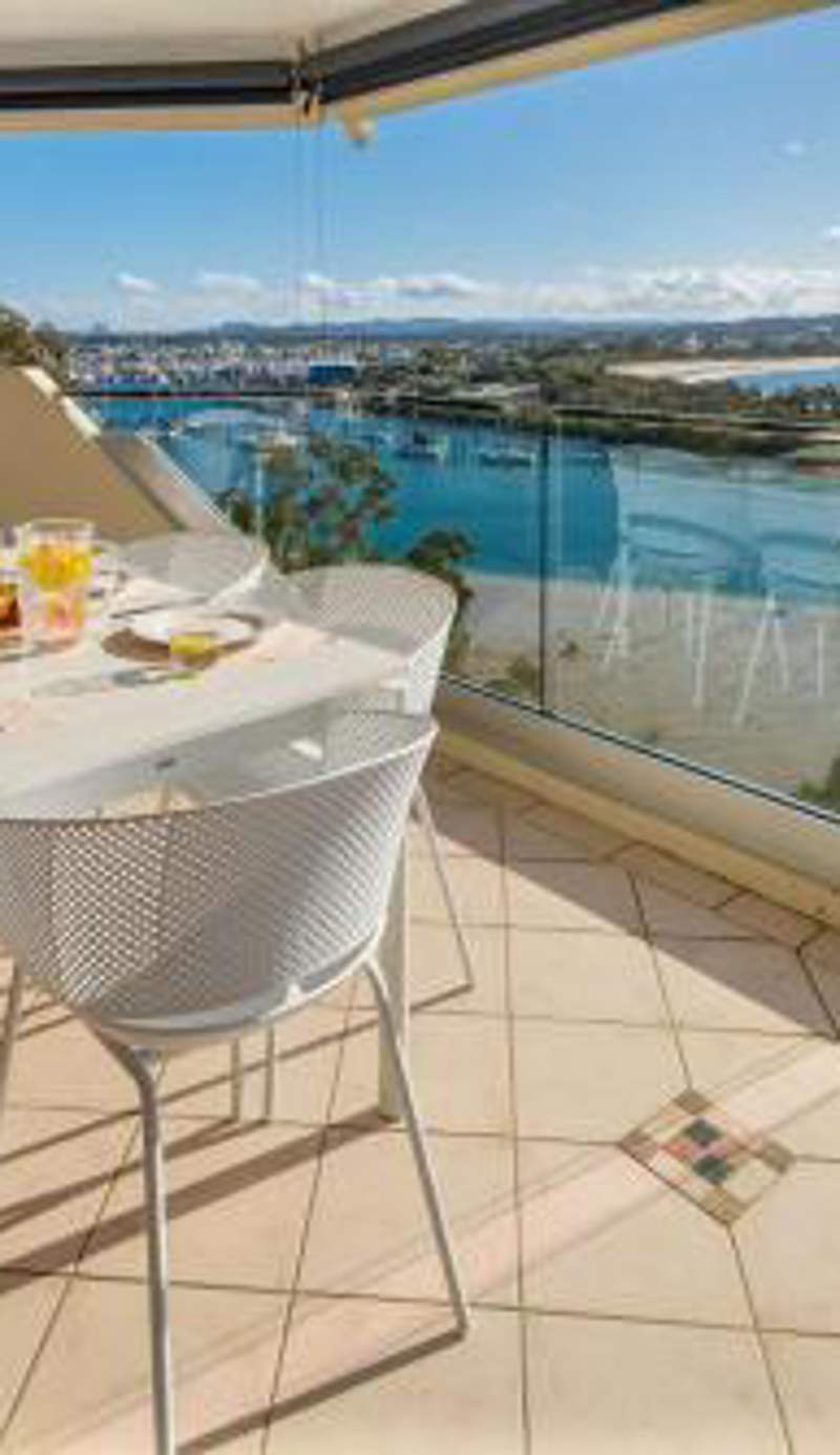 Beachfront Beauty in Buddina