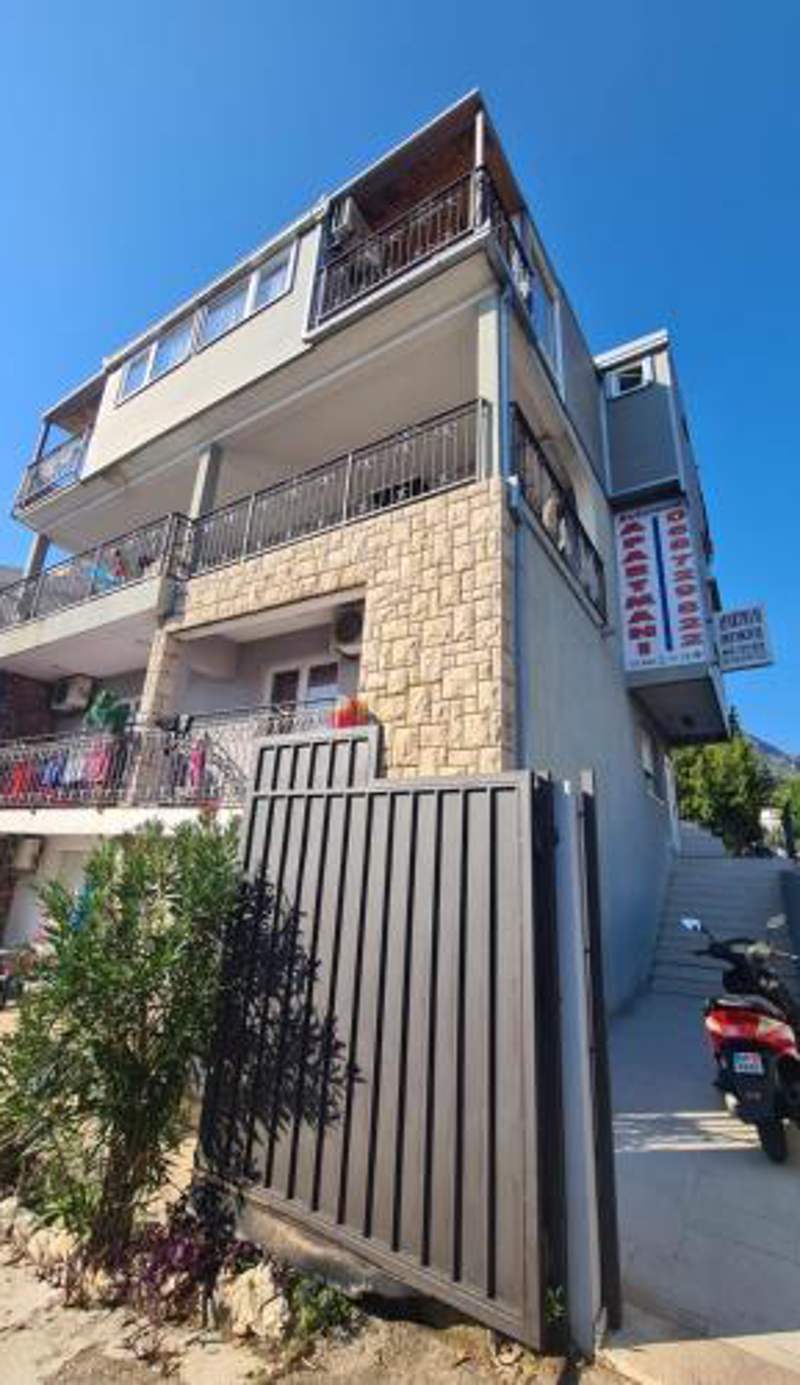 Apartments Bulatović