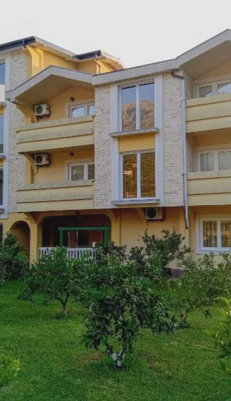 Apartments Old Olive