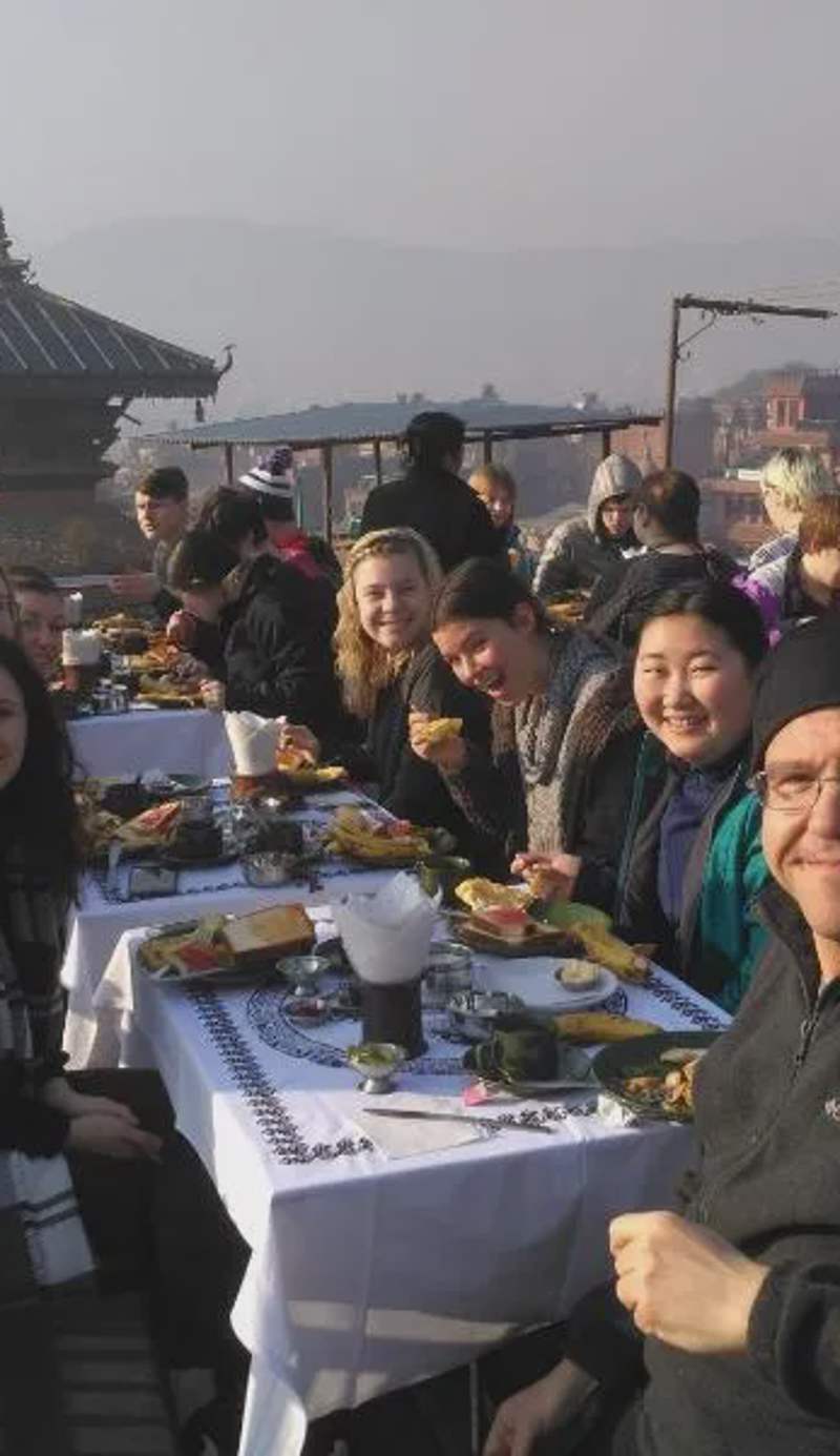 Sunny Guest House and Cafe