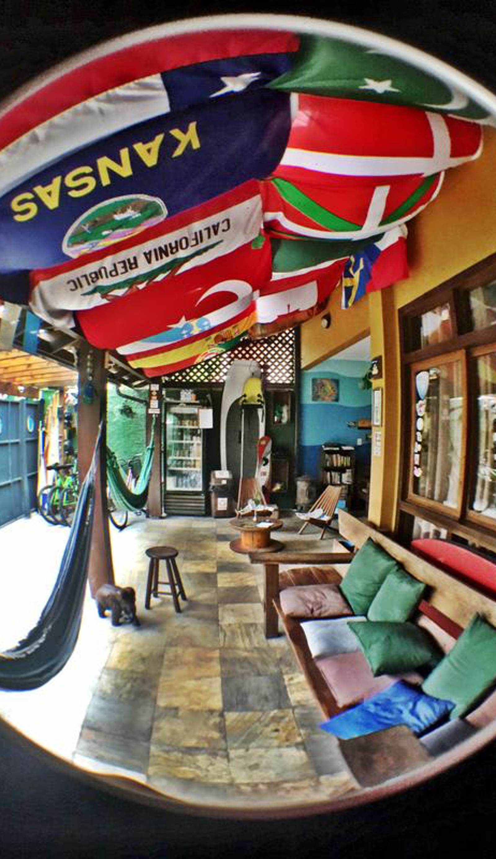 Submarino Hostel