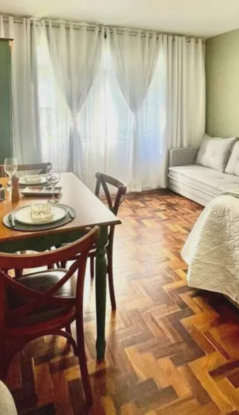 Loft aconchegante no Menino Deus