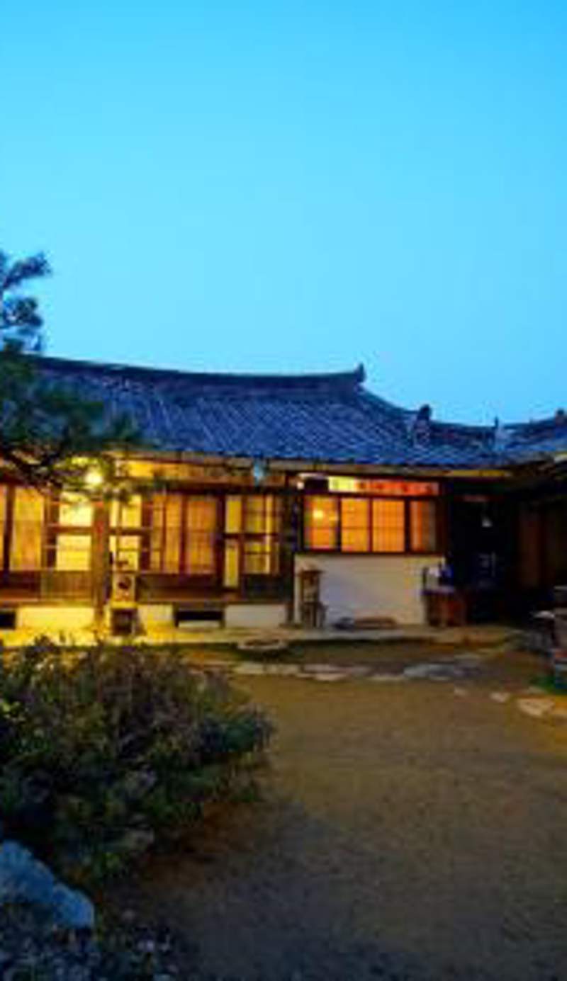 Jeonju Hanokmaeul Ihwawon Gotek