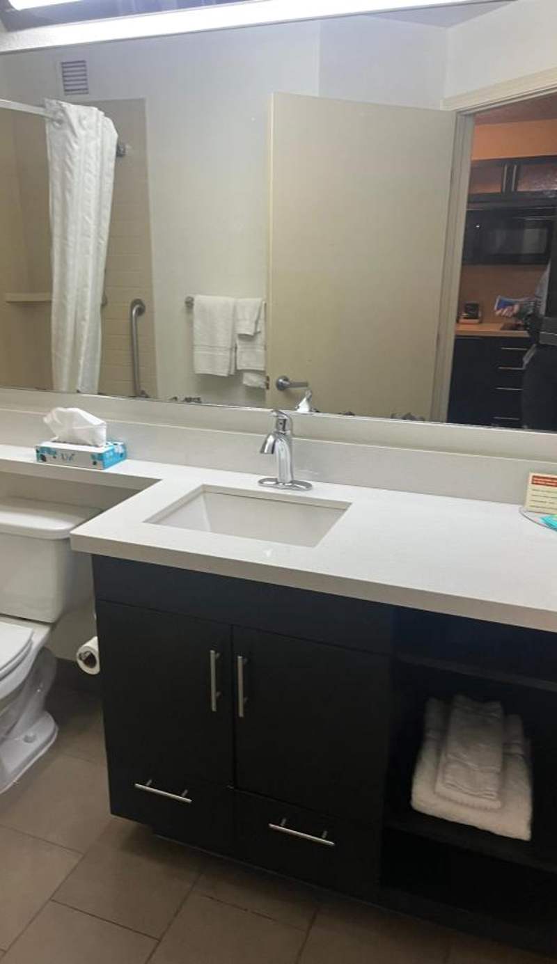 Sonesta Simply Suites Salt Lake City Airport