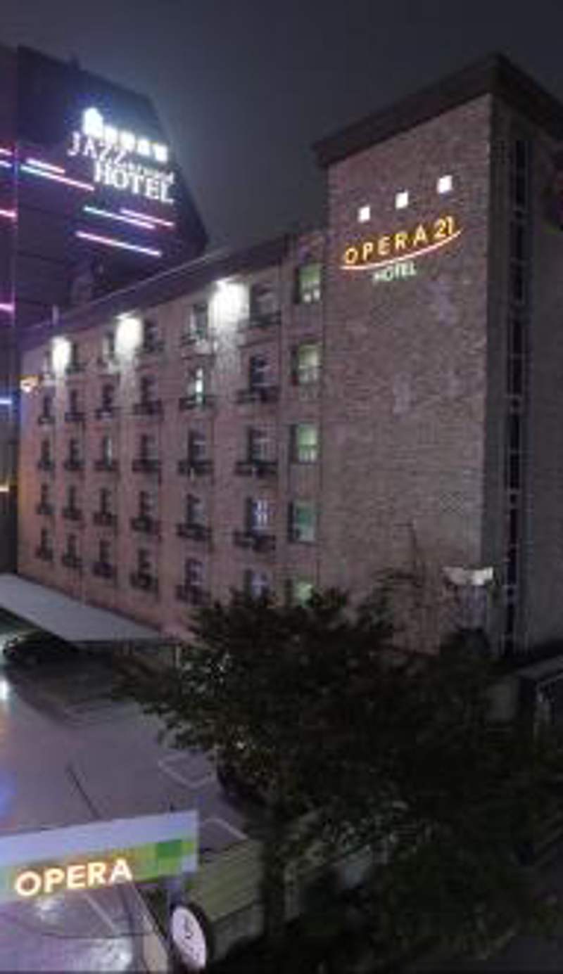 Opera 21 Hotel