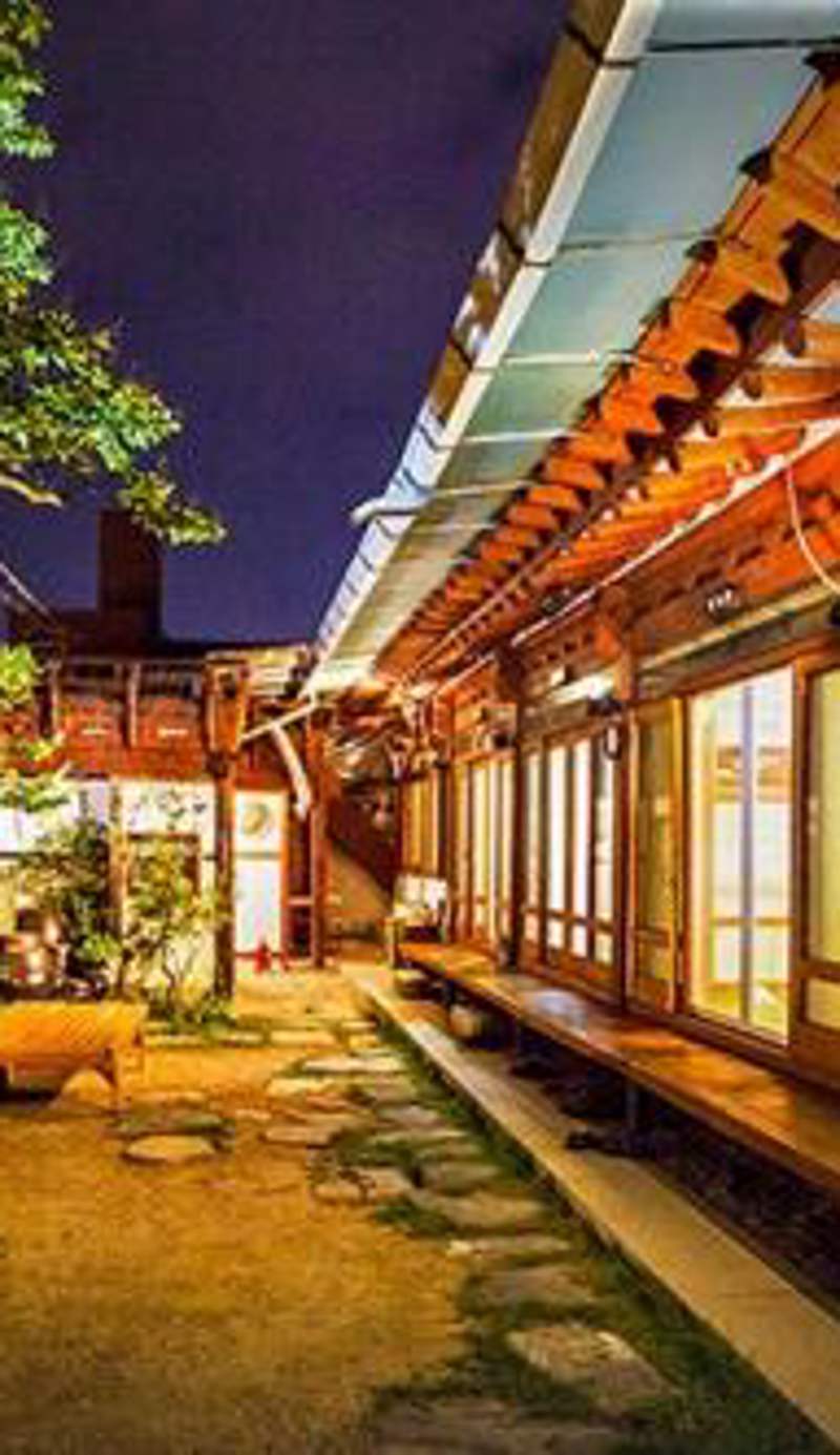 Jeonju Omokheon Hanok Stay
