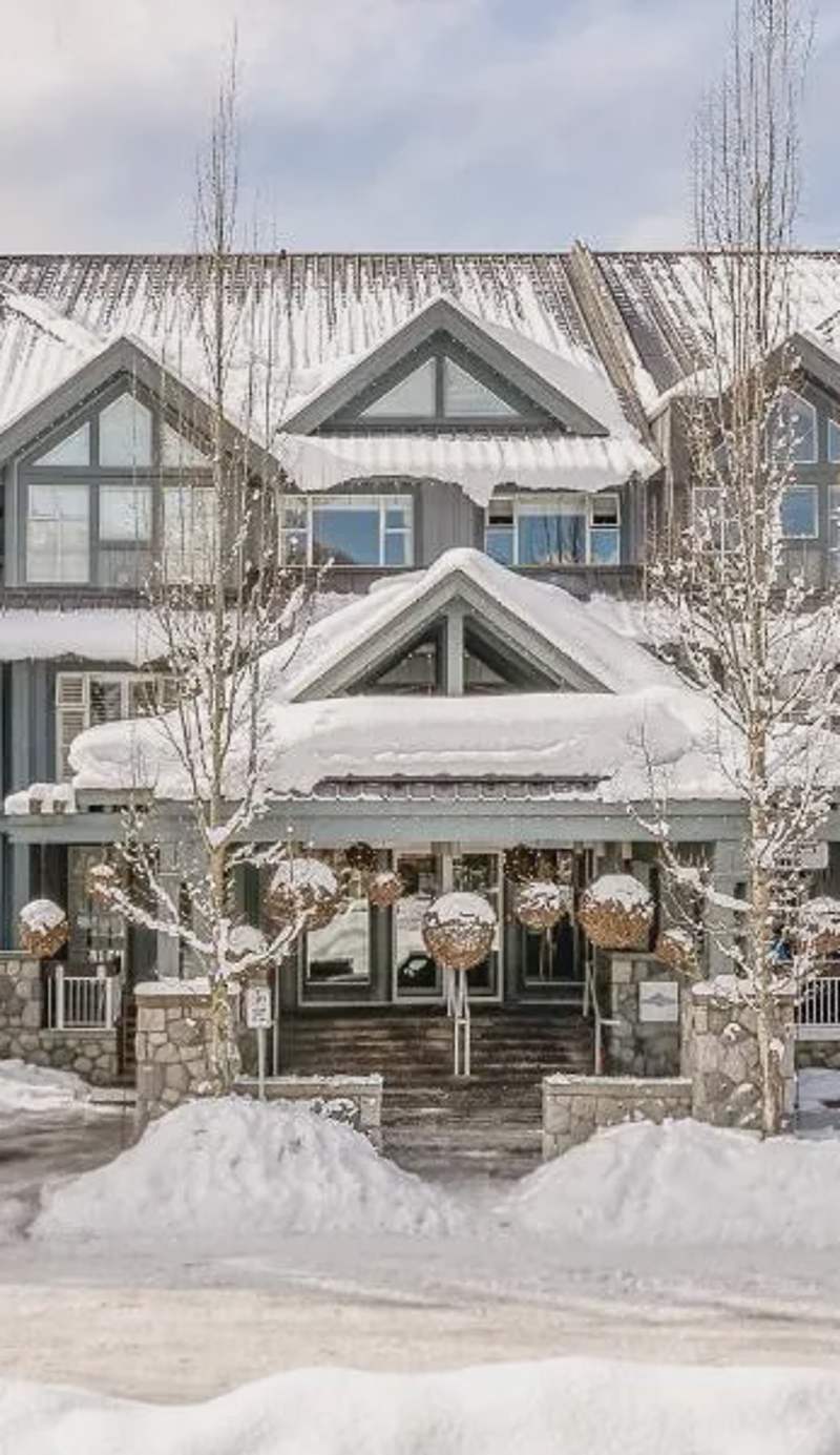 Glacier Lodge