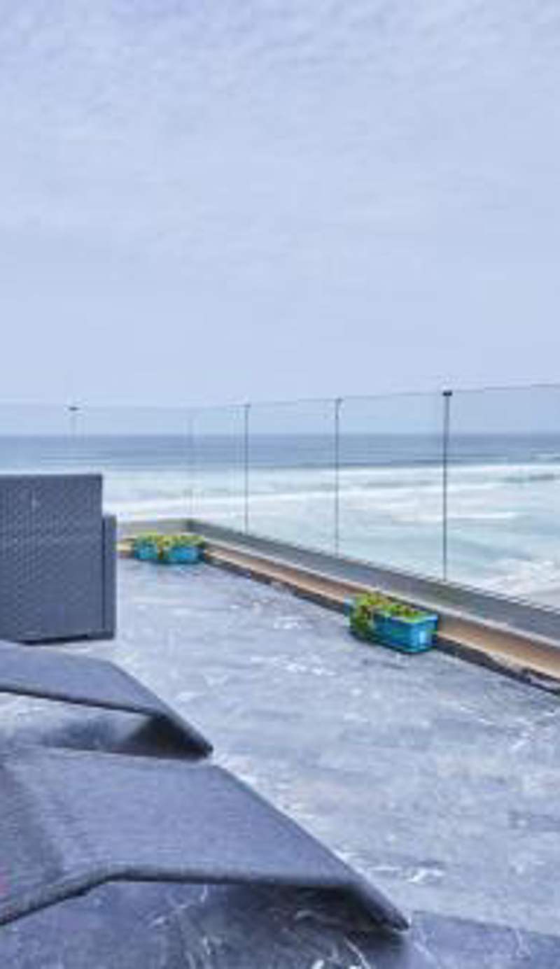 Amwaj Apt - Wake to Waves Stylish 1-Bedroom by the Shore