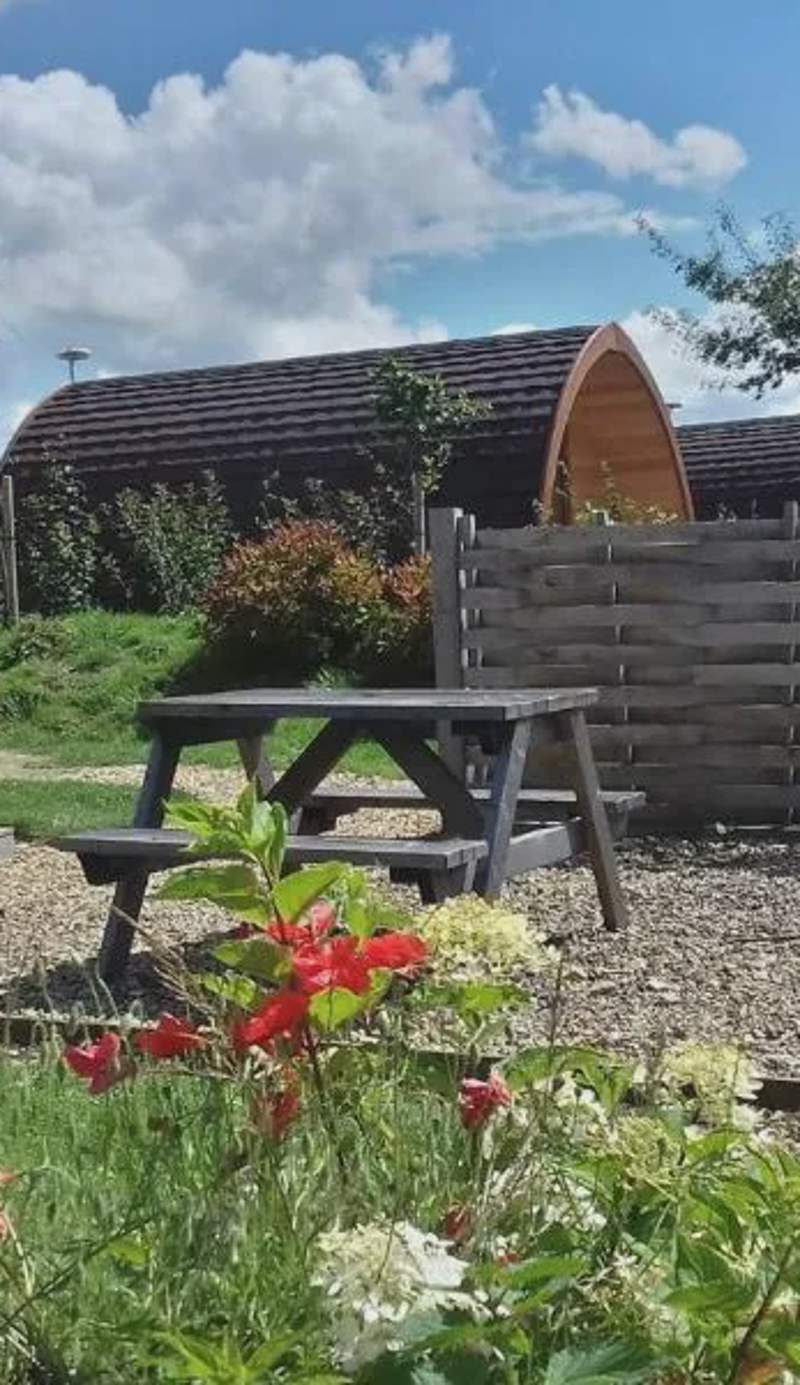 Poppy Glamping Pod
