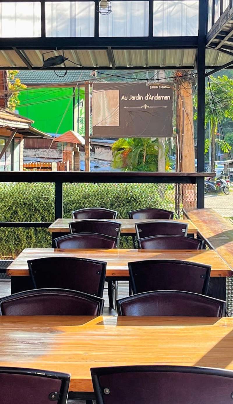 ALPHA Hostel Cafe&Bar