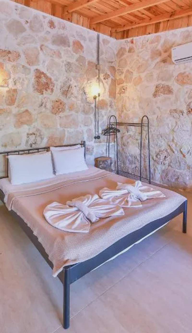 Bademlique Stone Rooms