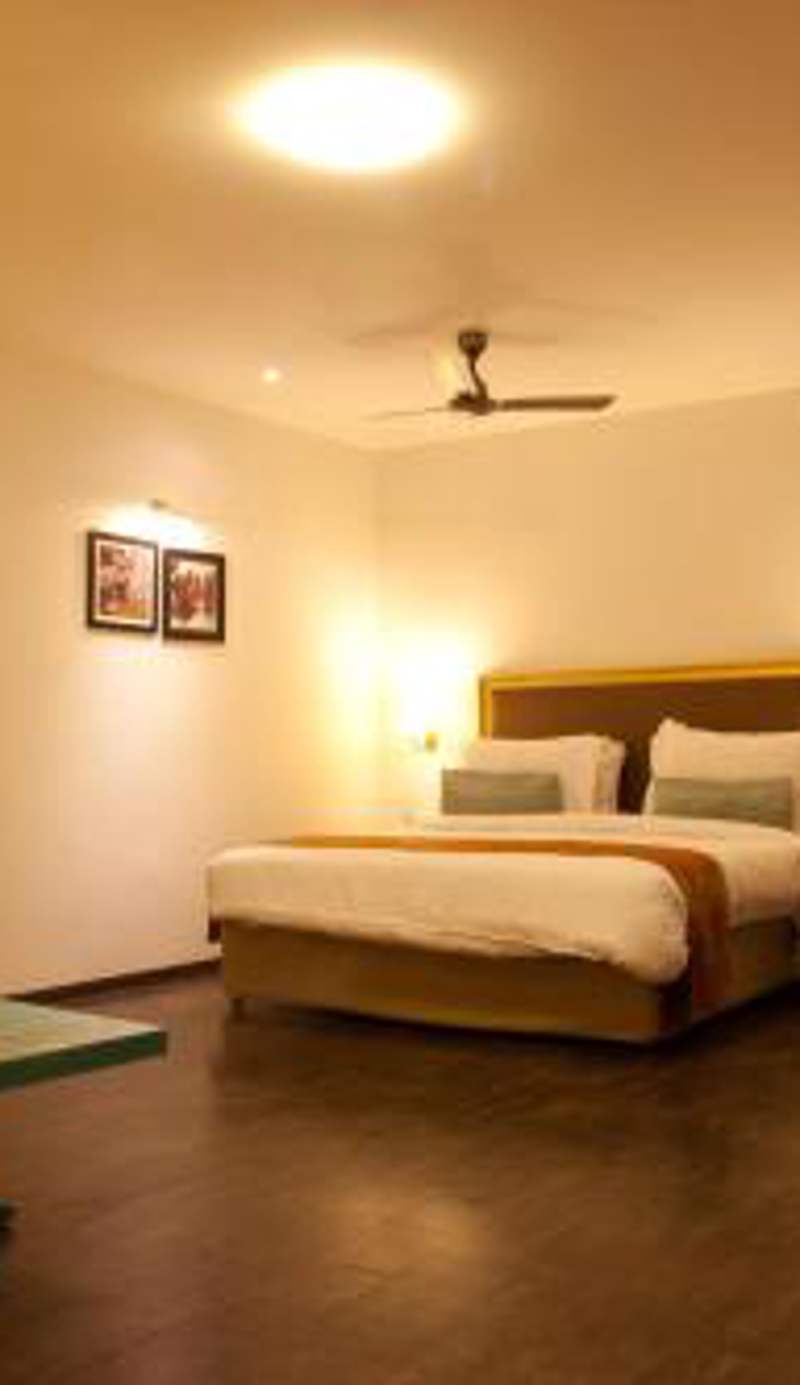 Hotel Sabareesh Park
