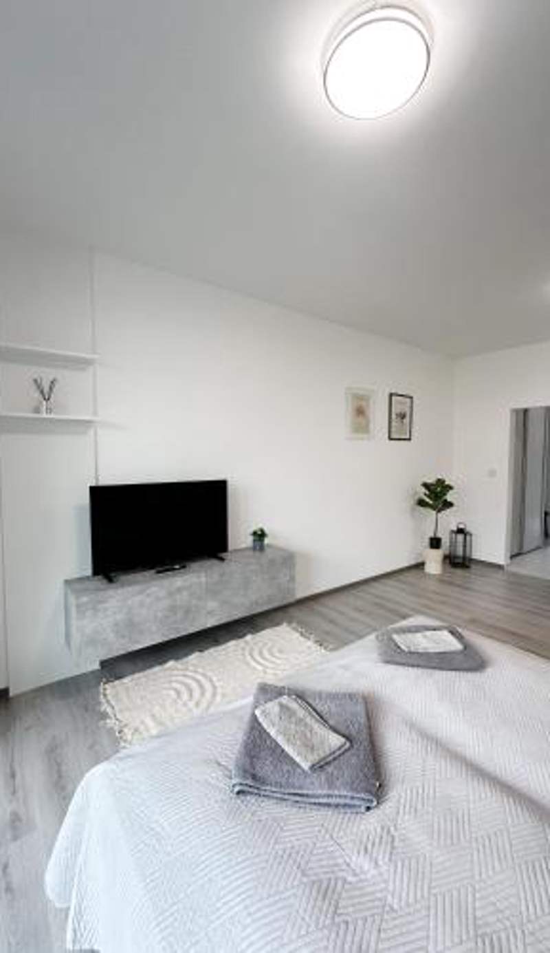 DMR APARTMENTS Parkview