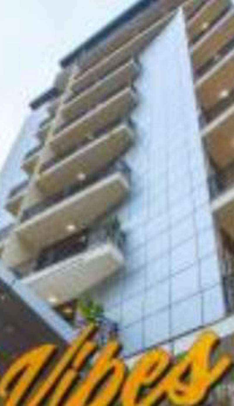 Vibes Hotel and Spa