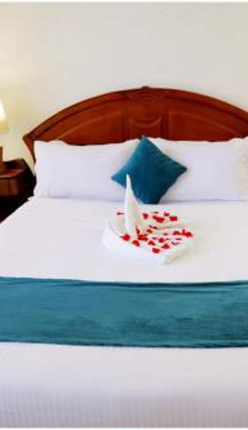 Platinum Hotel