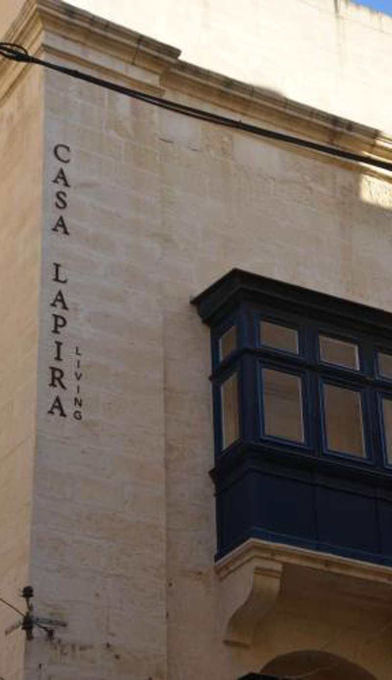 Casa Lapira