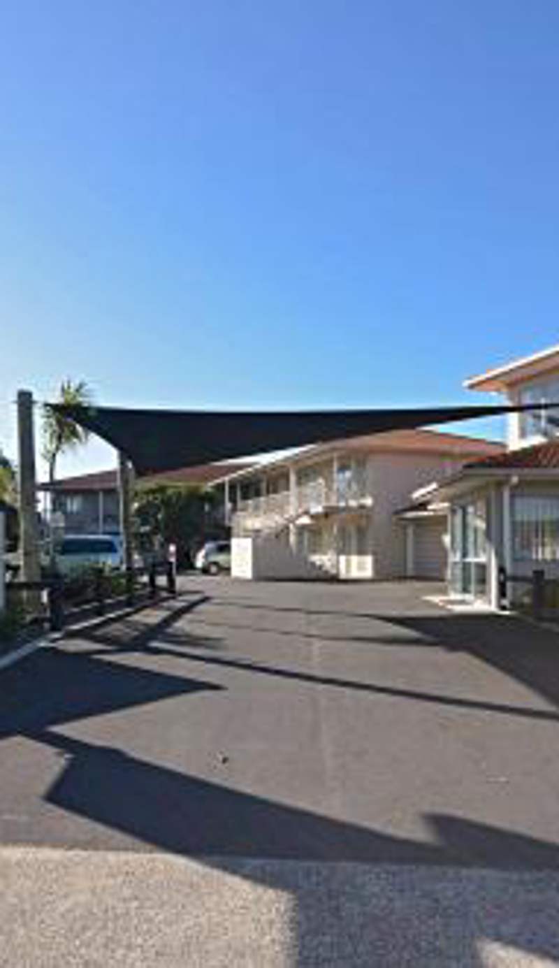Gateway Motor Inn