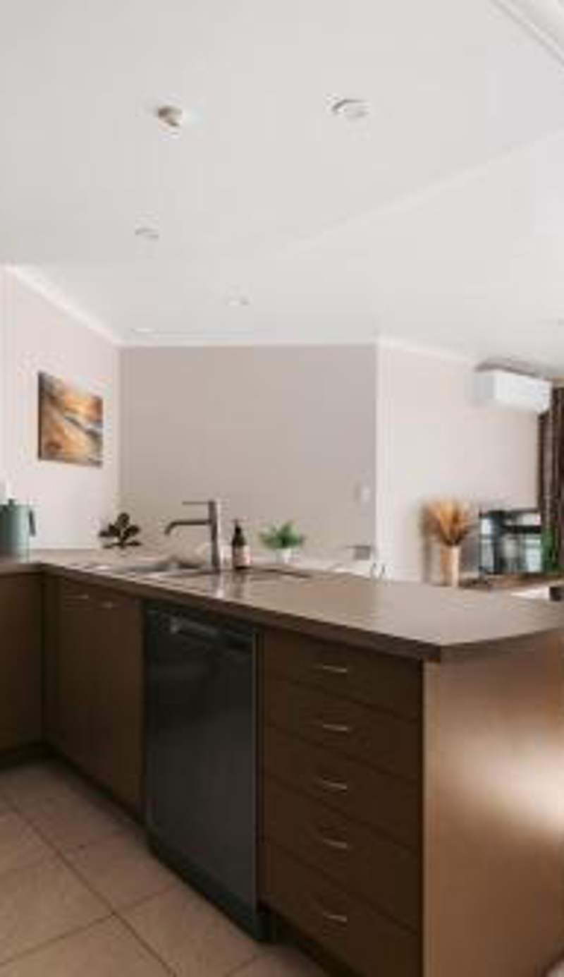 Cosy Mount Base King Bed Ensuite & Top Location