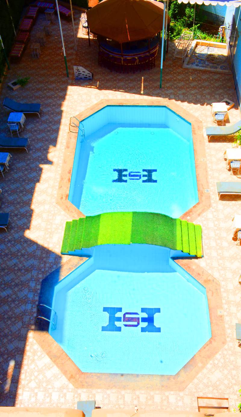 Shady Hotel Luxor