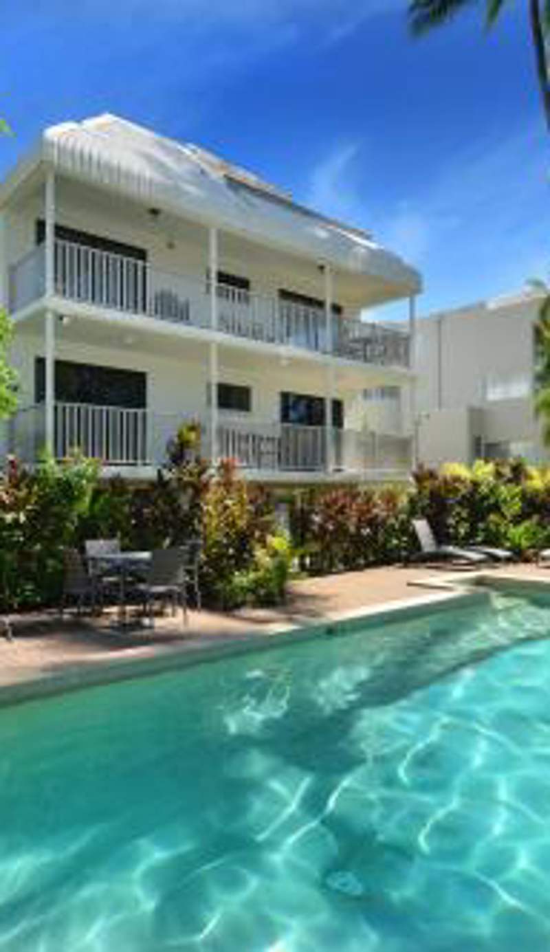 Tropical Reef Apartments