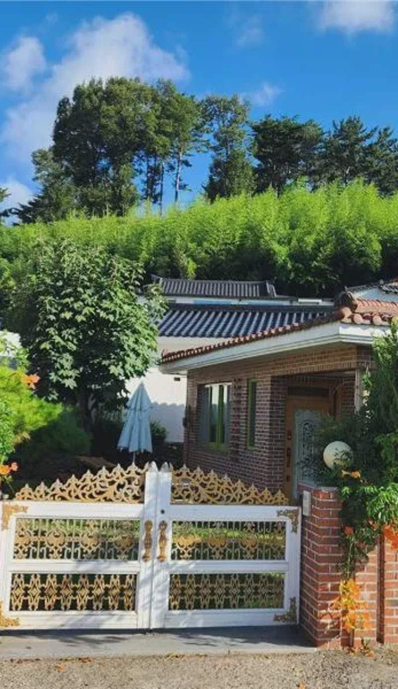 Gujeolcho Guesthouse
