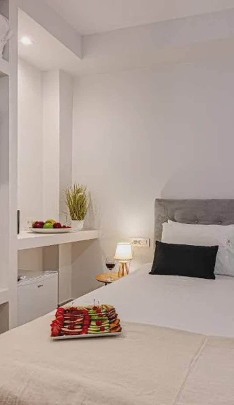 AMINA APARTMENTS
