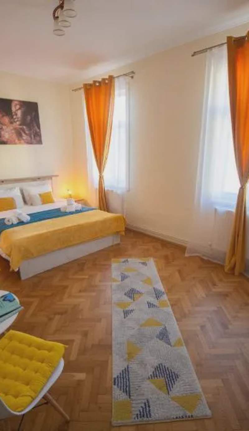 Happy Mood Apartments