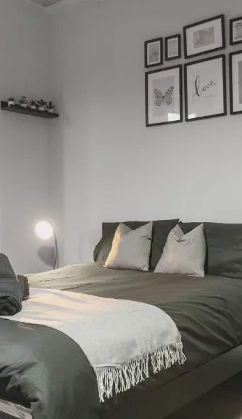 Beautiful Moseley Studio - 1